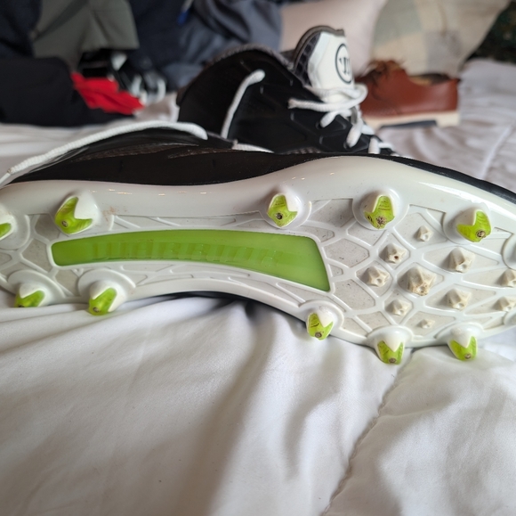 Warrior Burn 8.0 cleats - size 13 - Picture 6 of 9